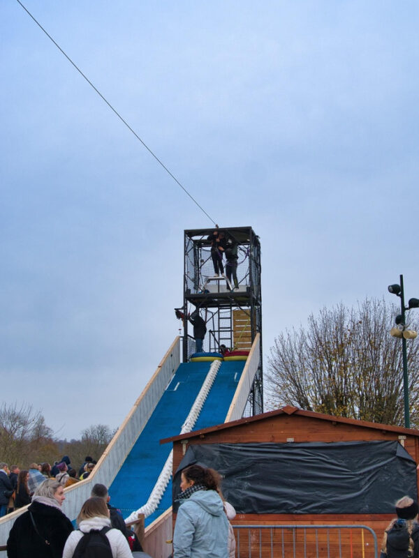 luge d'hiver et sa tyrolienne