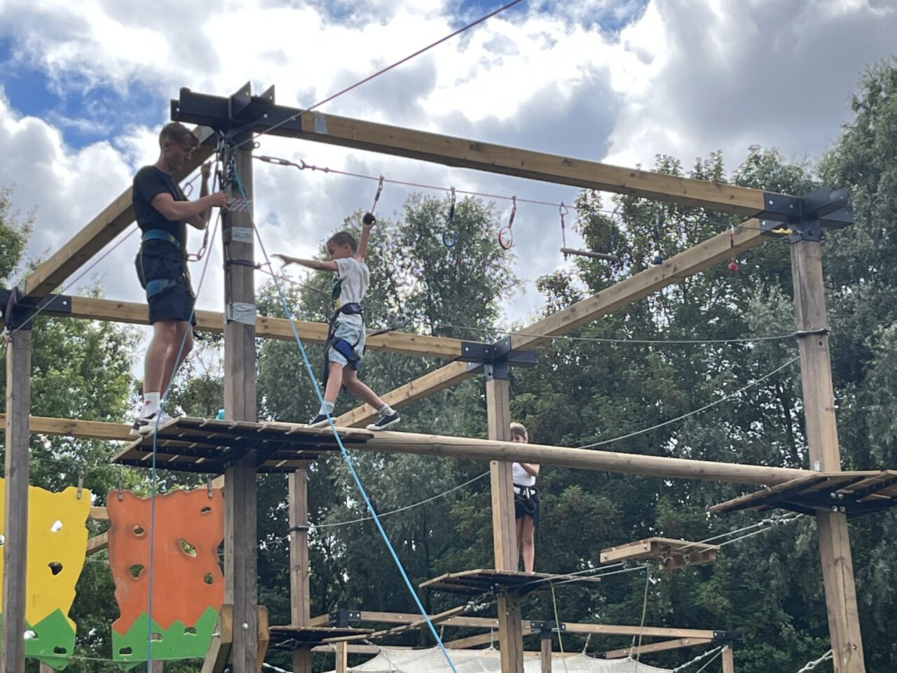 parcours XXL de grimpe pour enfant