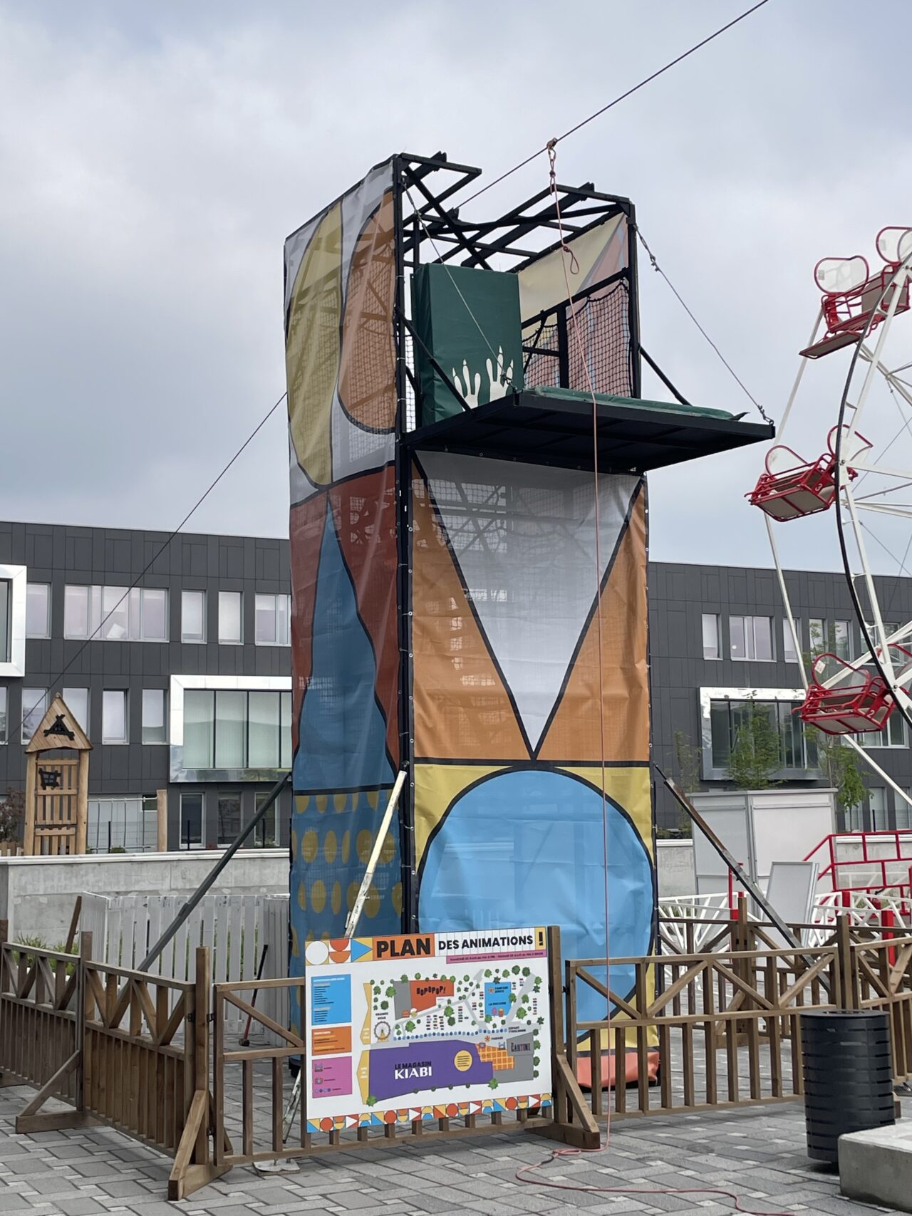 tour ludique avec tyrolienne