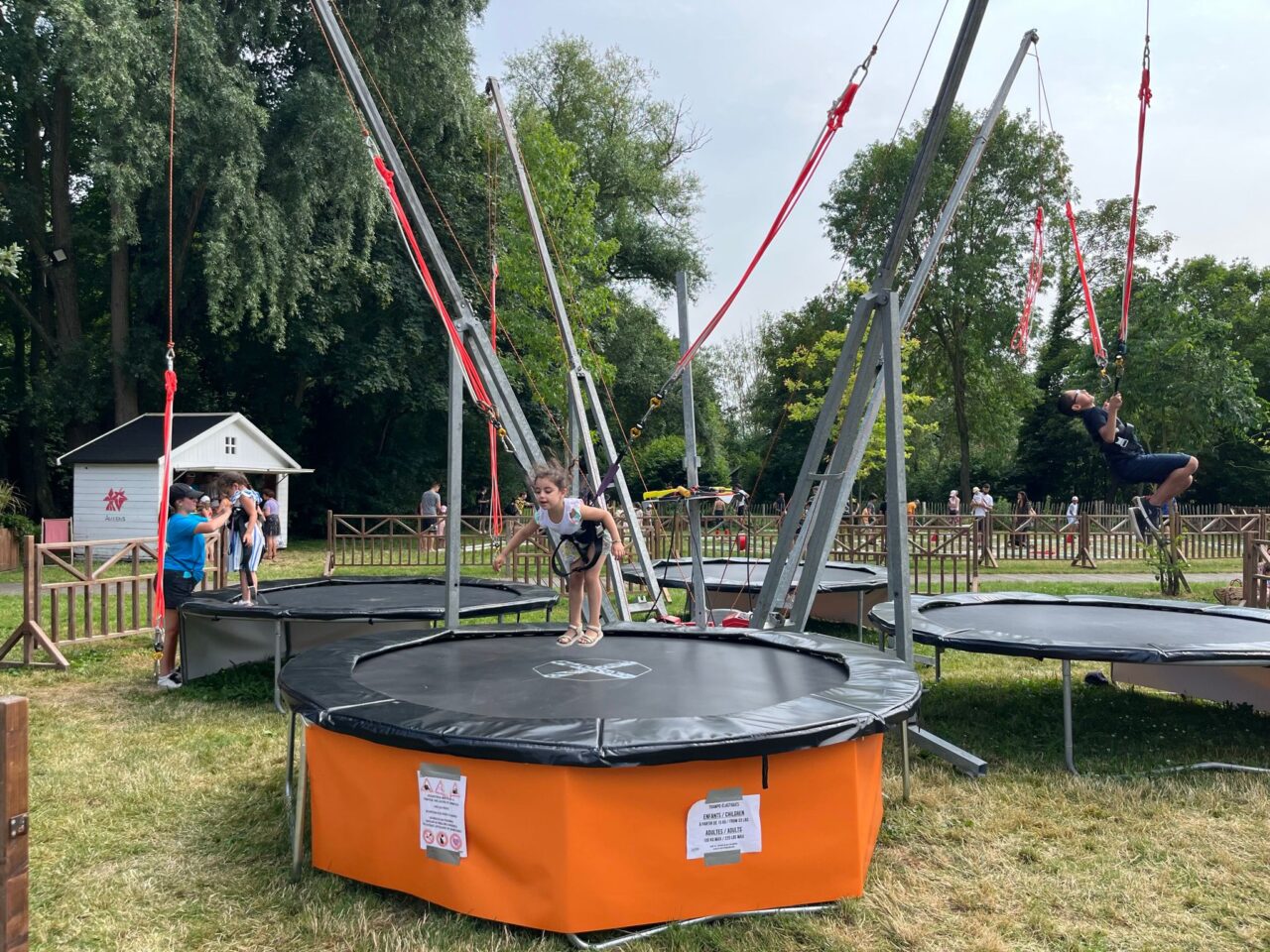 trampoline élastique