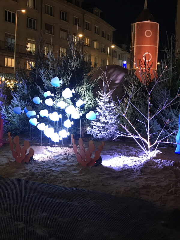 décor illuminé pour la nuit de 20000 lieux sous les mers