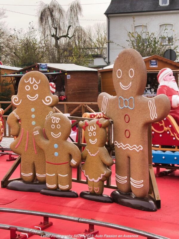 décor confiserie avec bonhommes en pain d'épices