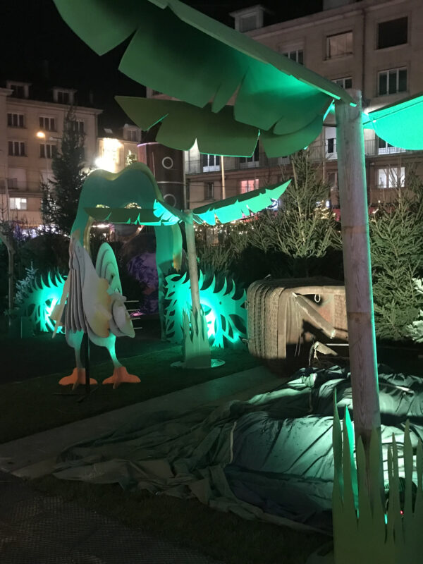 décor illuminé sur le thème de l'ile mystérieuse