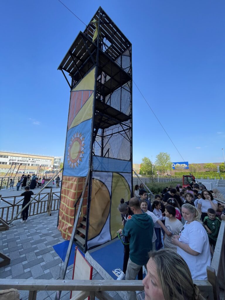 tour ludique à l'inauguration du village Kiabi