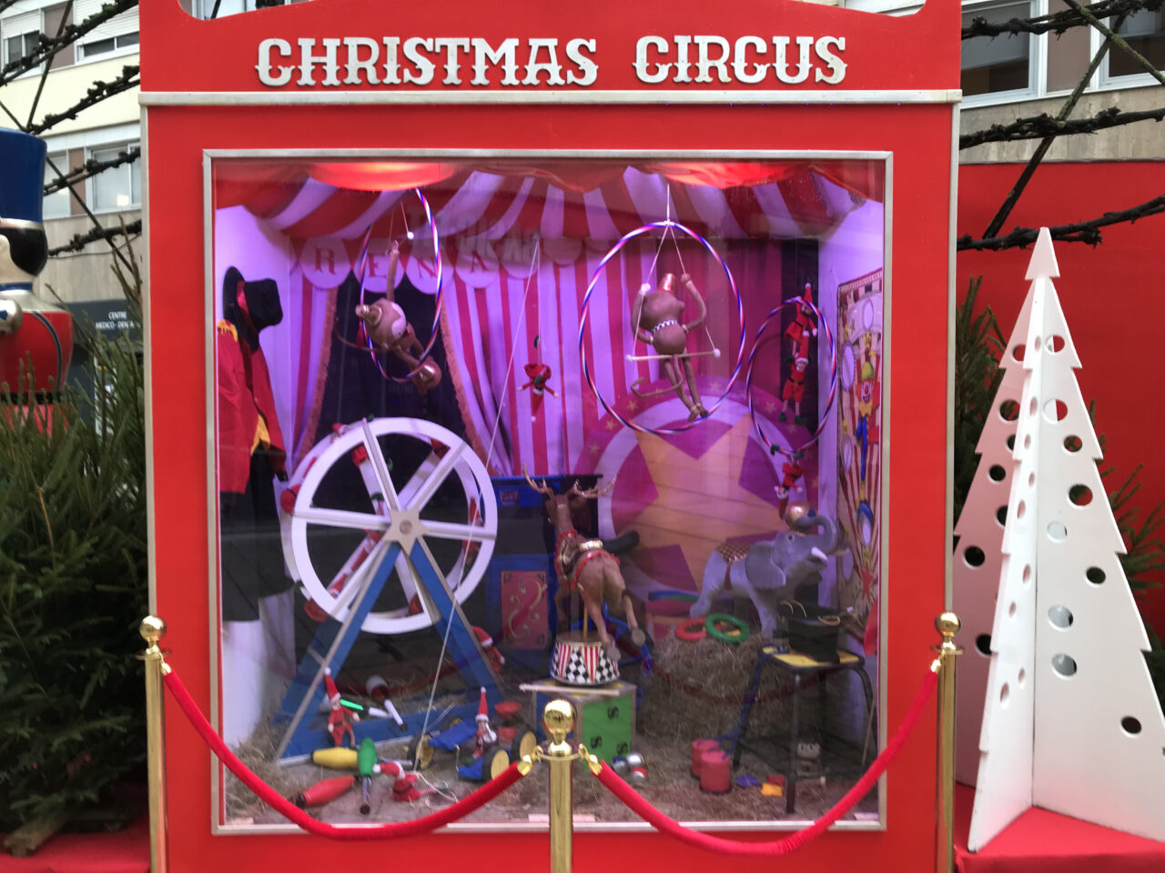 vitrine animée Chrictmas Circus