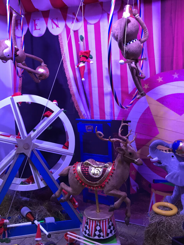 vitrine animée Chrictmas Circus